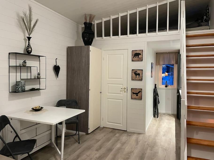 Chalet Solbergs, Fint Attefallshus I Vik, *