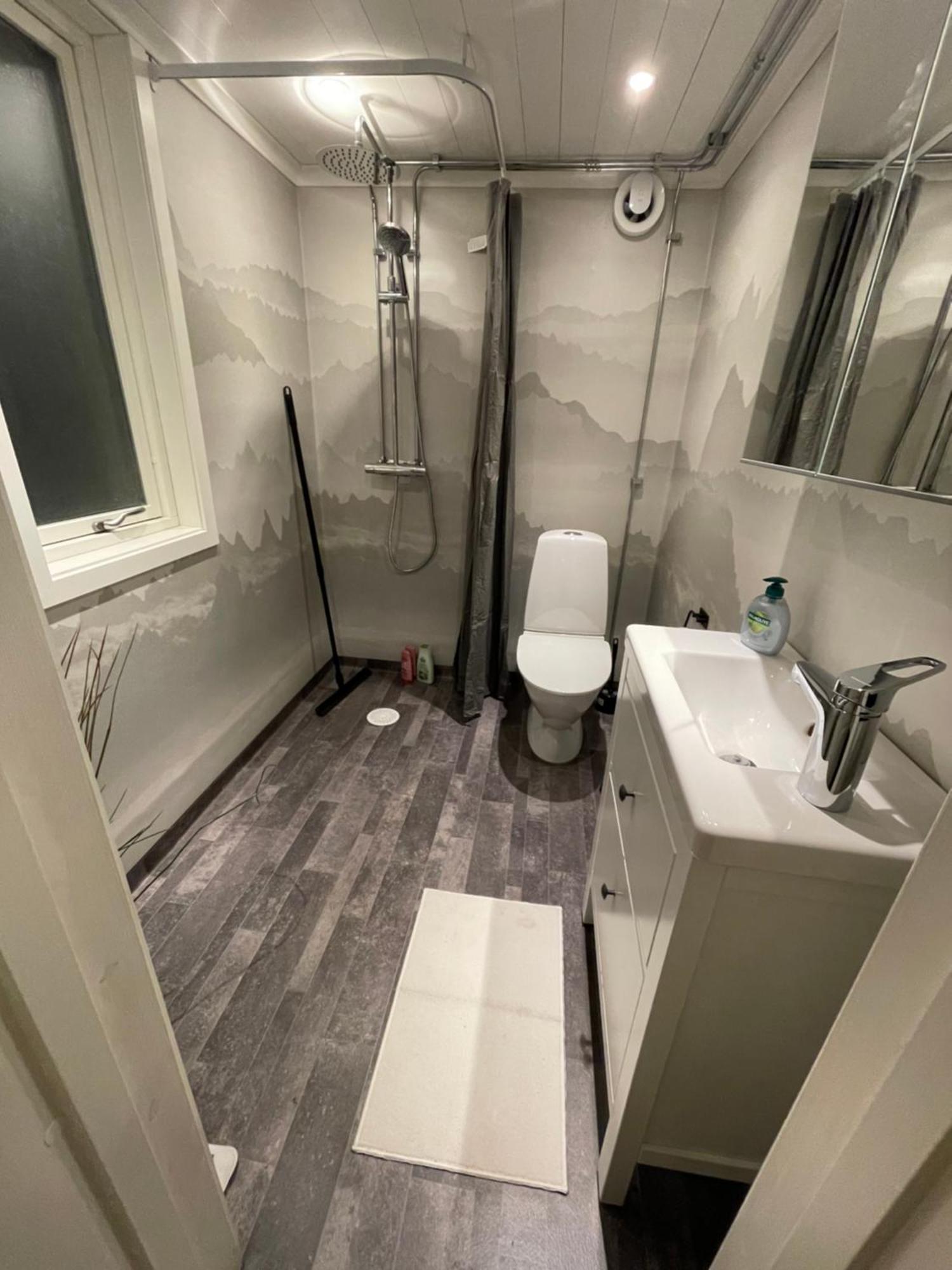 Solbergs, Fint Attefallshus I Vik, Chalet Are